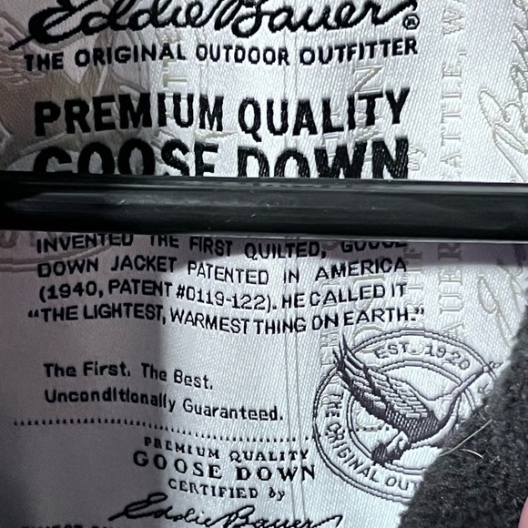 Eddie Bauer Down Vest red black yellow Plaid Small  pockets Zip Snap Enclosure - Picture 9 of 14